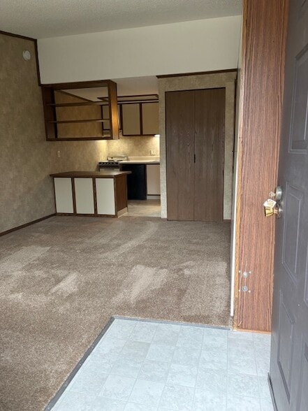 Building Photo - Cedargate Apartments