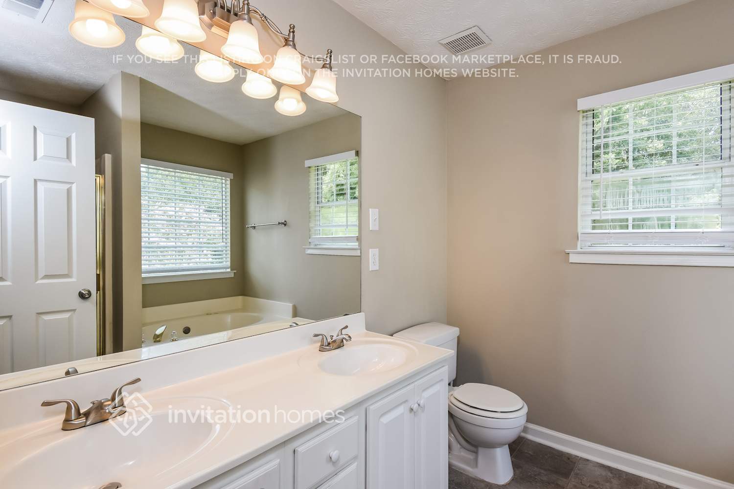 Building Photo - 3481 English Oaks Dr NW