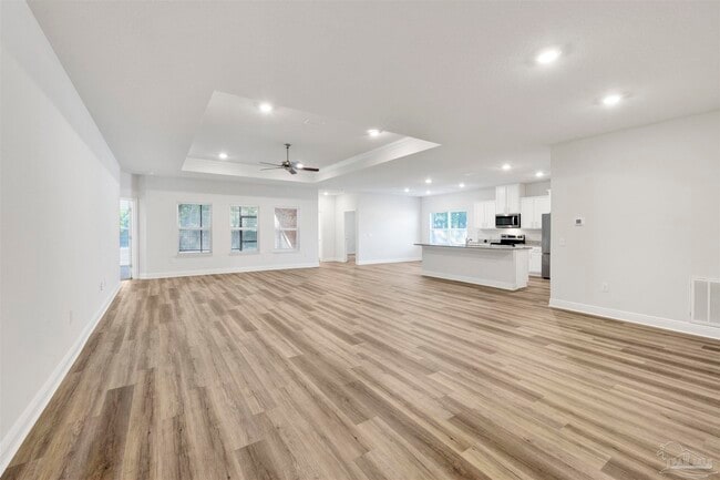 Building Photo - 6482 Cedar Ky Dr