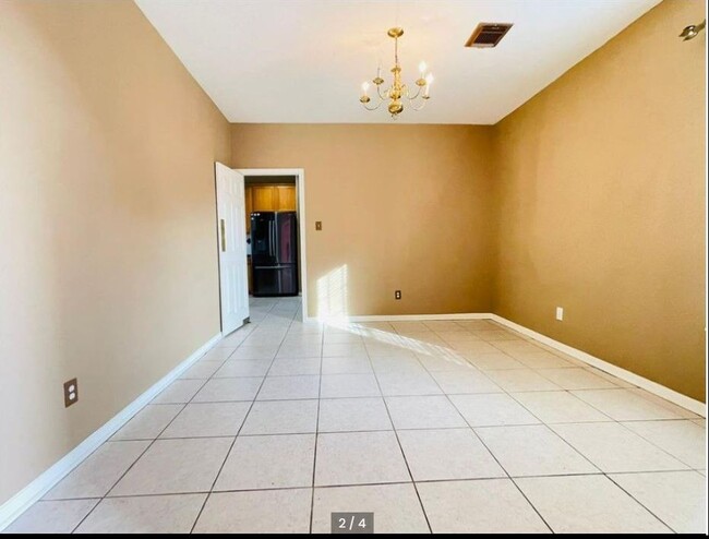 Building Photo - 4827 Jessica Ct