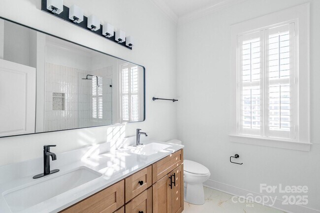 Building Photo - 5736 Burck Dr NW