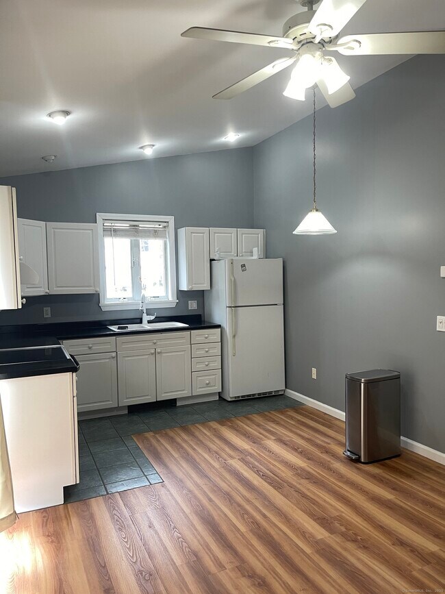 Building Photo - 17 Heather Glen Ln