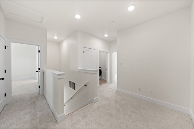 Building Photo - 6632 Abode Ave