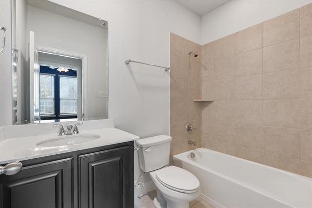 Building Photo - 6845 Mcclelland Dr