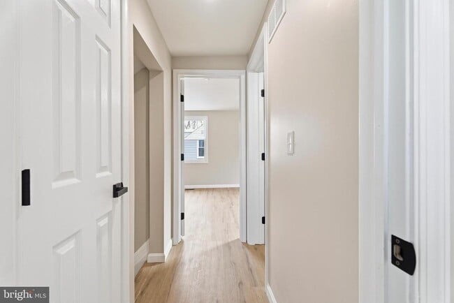 Building Photo - 706 Sue Grove Rd