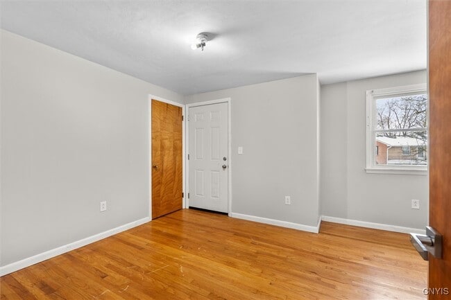 Building Photo - 4307 Candlelight Ln