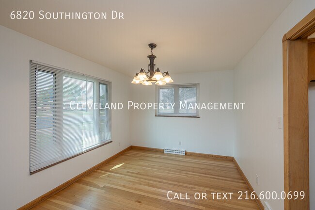 Building Photo - 6820 Southington Dr