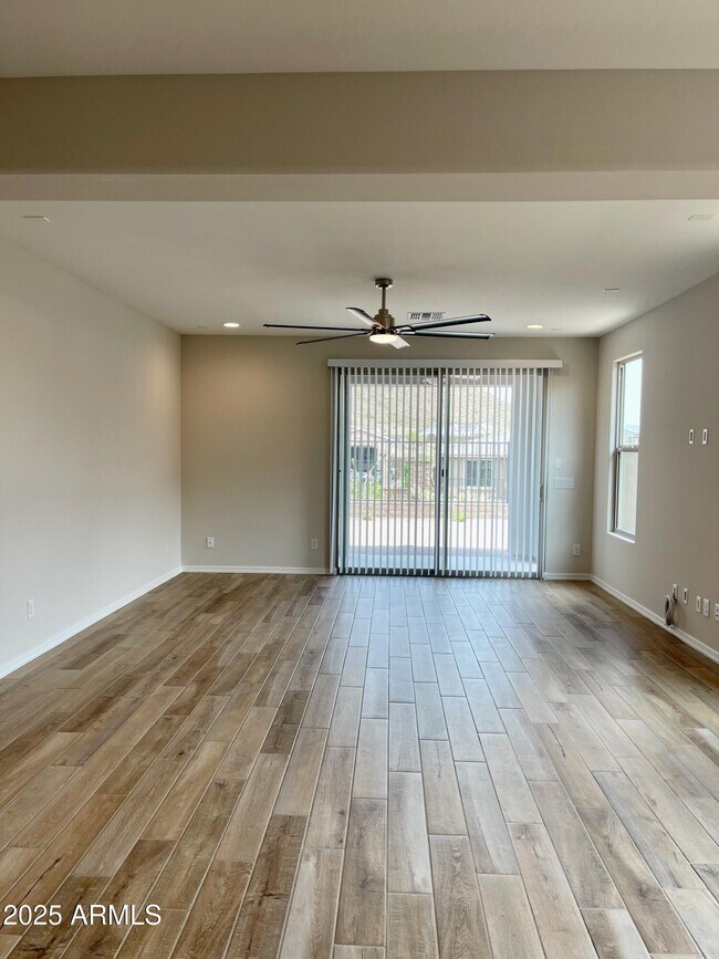 Building Photo - 13582 Calle de Pompas W