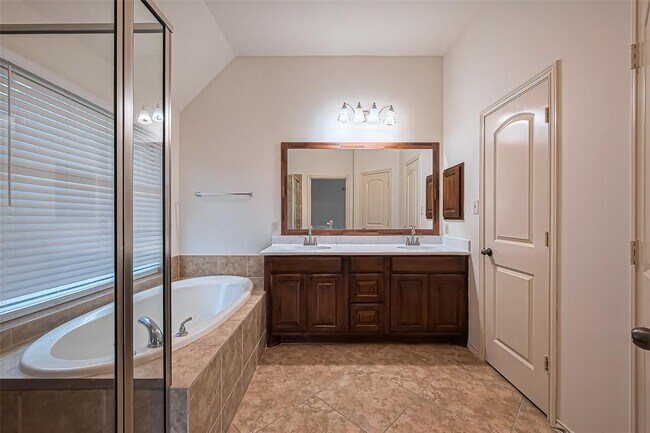 Building Photo - 6010 Le Moyne Pass Ln