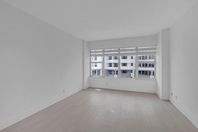 Building Photo - 3700 Galt Ocean Dr