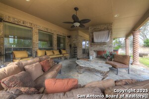 Building Photo - 20522 Deer Garden Cove