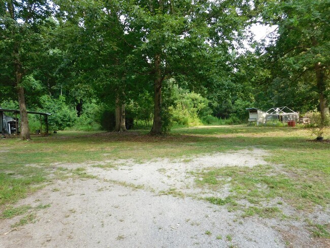Building Photo - 900 Loftin Farm Rd