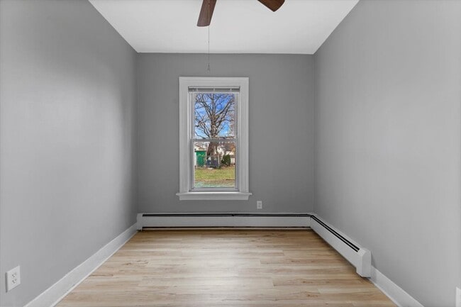 Building Photo - 55 Admiral St