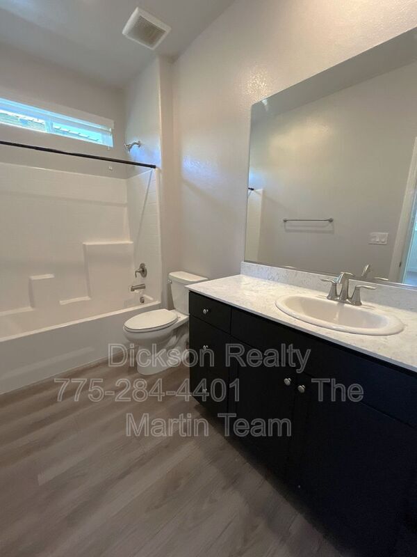 Building Photo - 1982 Maradona Dr