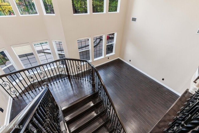 Building Photo - 504 Rustic Hills Dr