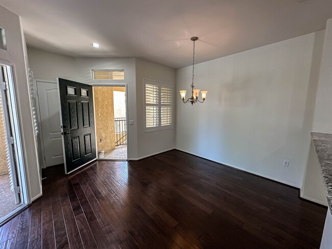 Building Photo - COMING SOON! Heather Ridge 2 Bedroom Townh...