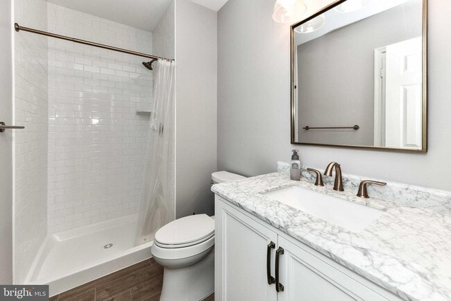 Building Photo - 21820 Leatherleaf Ct