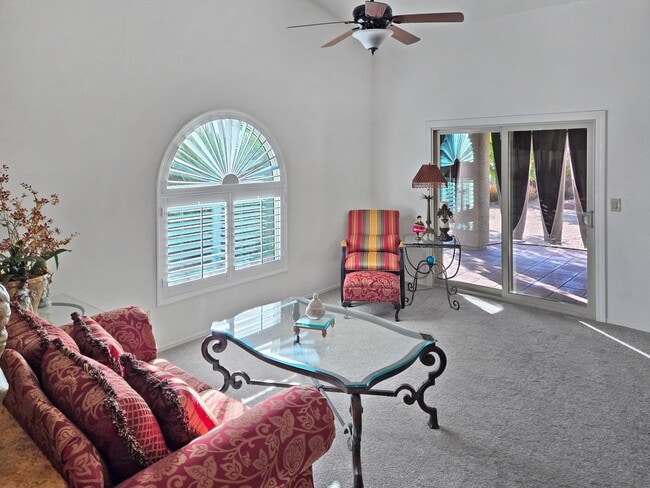 Building Photo - 11246 E Poinsettia Dr