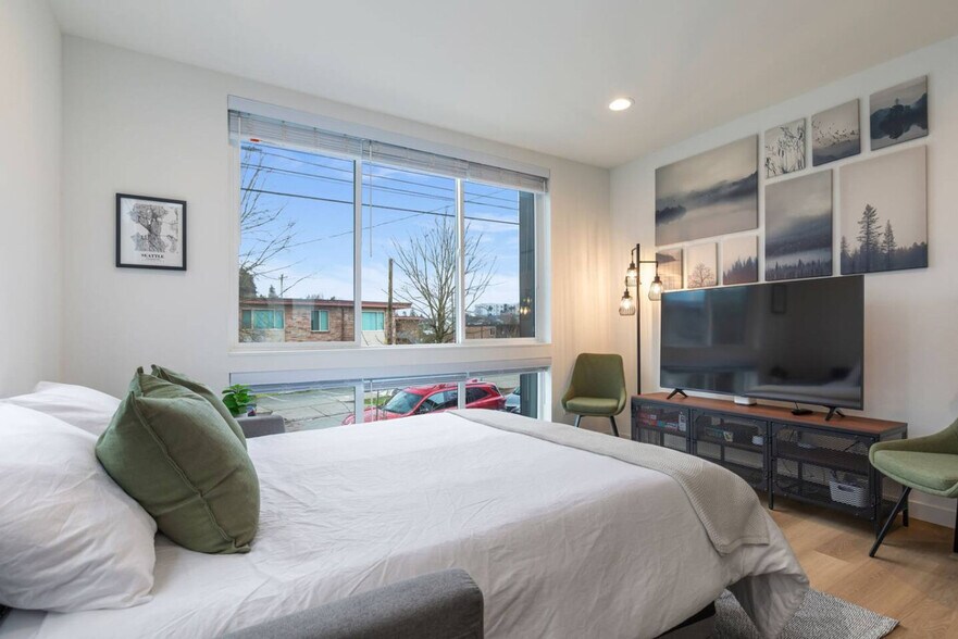 Building Photo - 7510 43rd Ave S