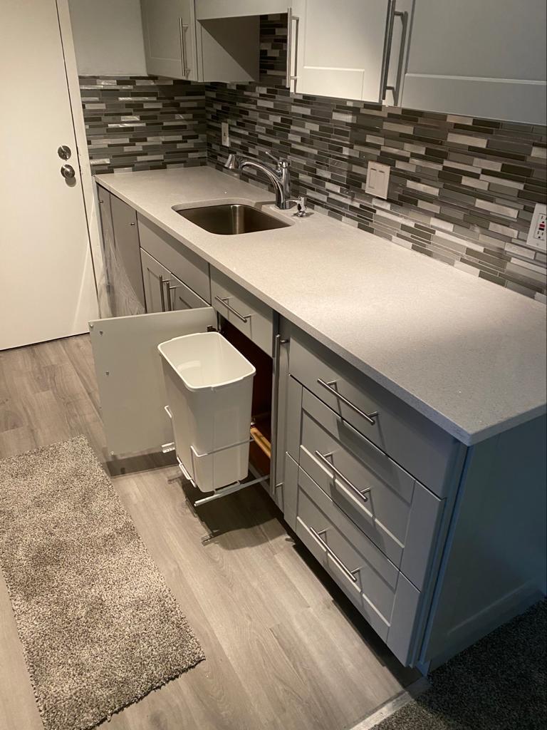 Building Photo - 7 Village Hill Ln