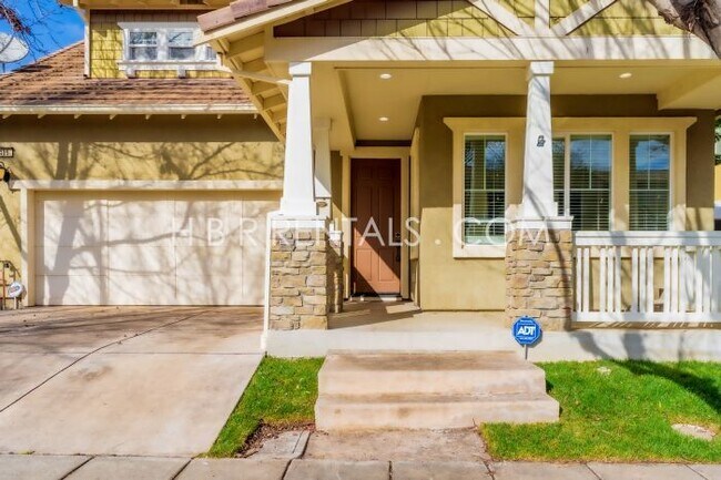 Building Photo - Charming 3-Bed, 3-Bath with 2,037 Sq Ft of Comfort in Mountain House!