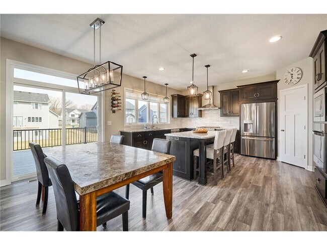 Building Photo - 429 Mario Dr