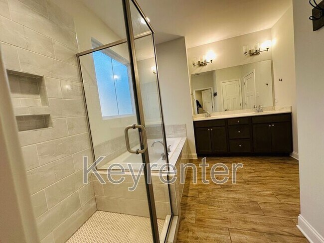 Building Photo - 1128 Belle Pond Ave