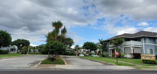 Building Photo - Kekuilani Villas in Villages of Kapolei