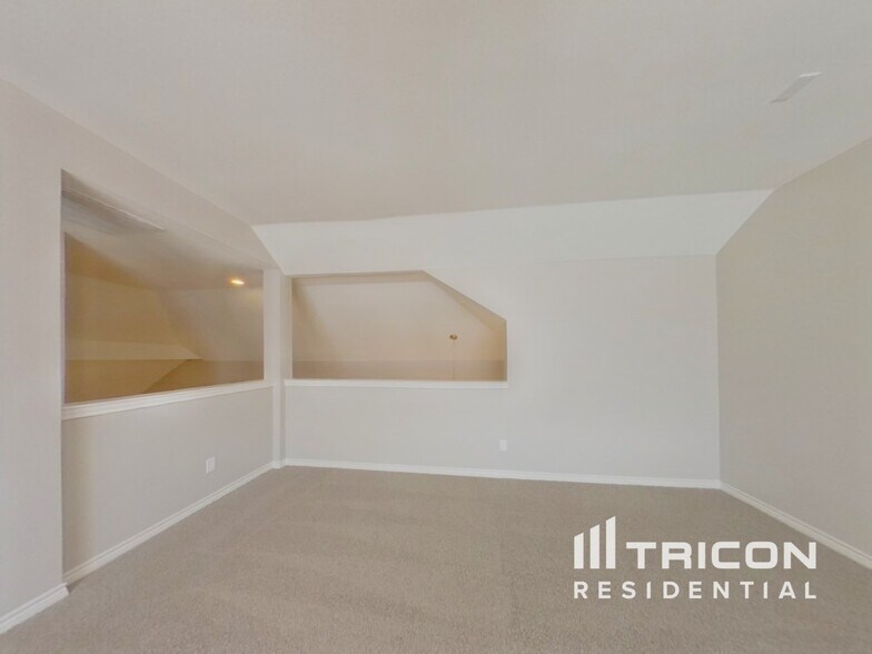 Building Photo - 7133 Denver City Dr