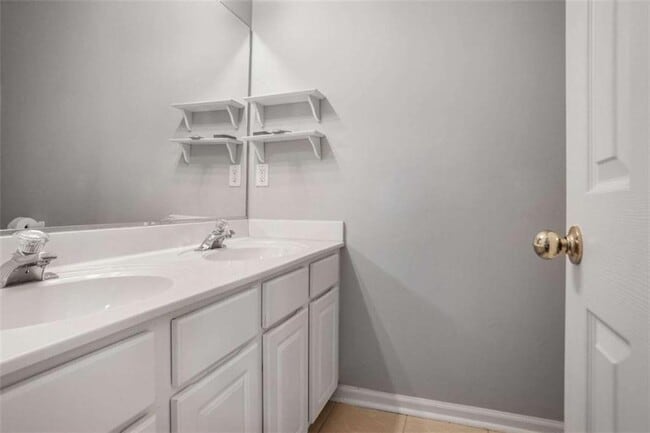 Building Photo - 3304 Hidden Cove Cir NW