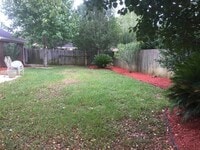 Building Photo - Double garage, 3/2, fenced yard