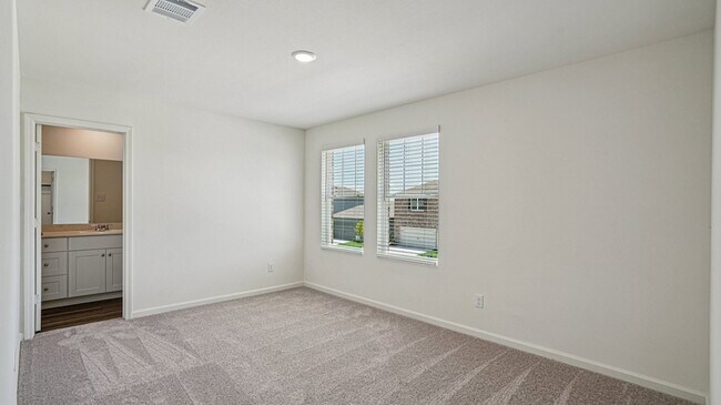 Building Photo - 6088 Mojave Dr