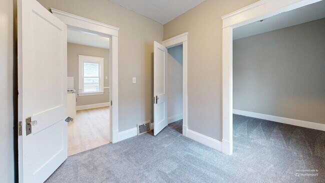 Building Photo - 3465 W 56th St
