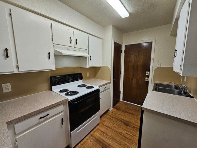 Building Photo - Available now Near White Rock Lake