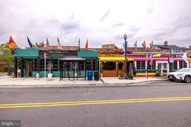 Building Photo - 3600 S Glebe Rd