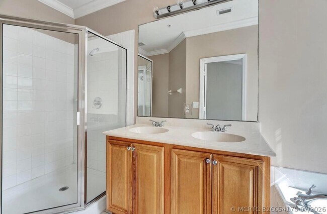 Building Photo - 133 Harbors Way