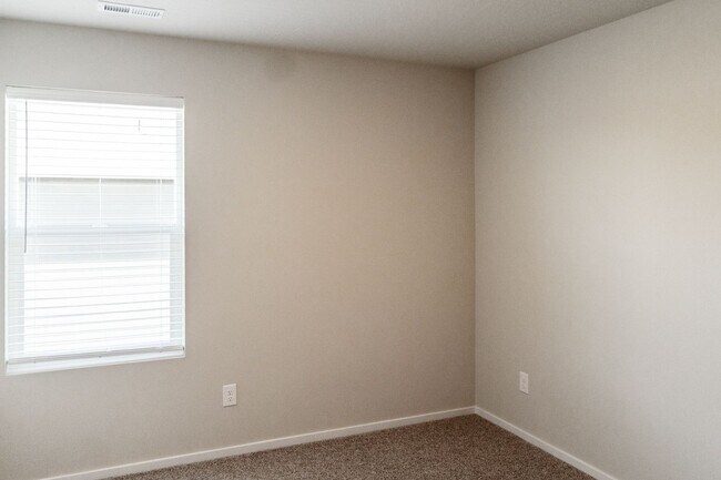 Building Photo - 5813 W Georgetown Ln