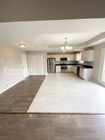 Building Photo - 3800 N Cindy Jo Dr