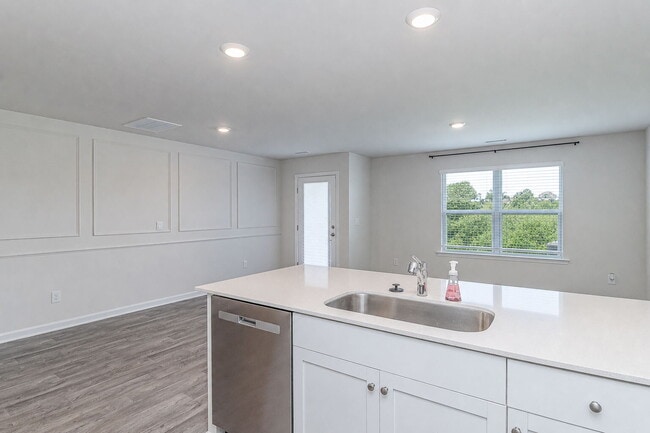 Building Photo - Modern 3 BR | 2.5 BA Townhome in Goldsboro *Newly Developed Seymour Village*