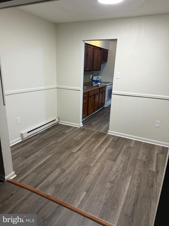 Building Photo - 1111 Allen Dr