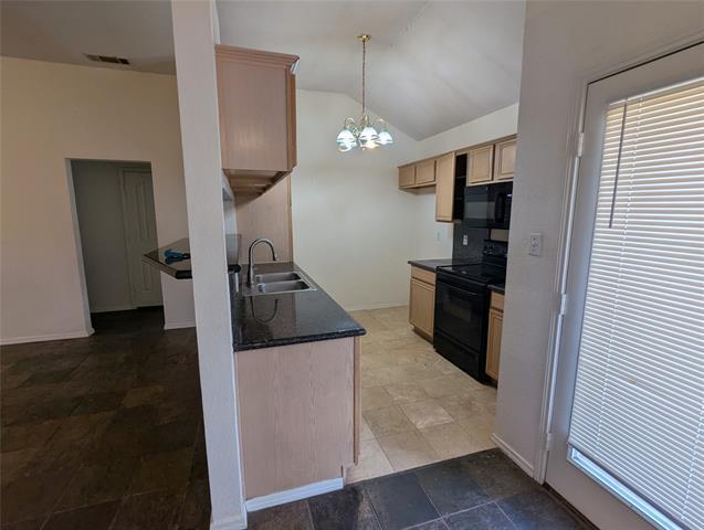 Building Photo - 1078 Springhill Dr