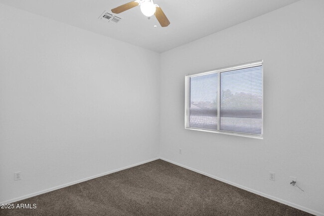 Building Photo - 1750 W Union Hills Dr