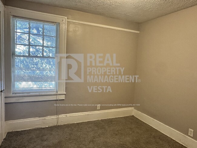 Building Photo - 2697 Napier Ave