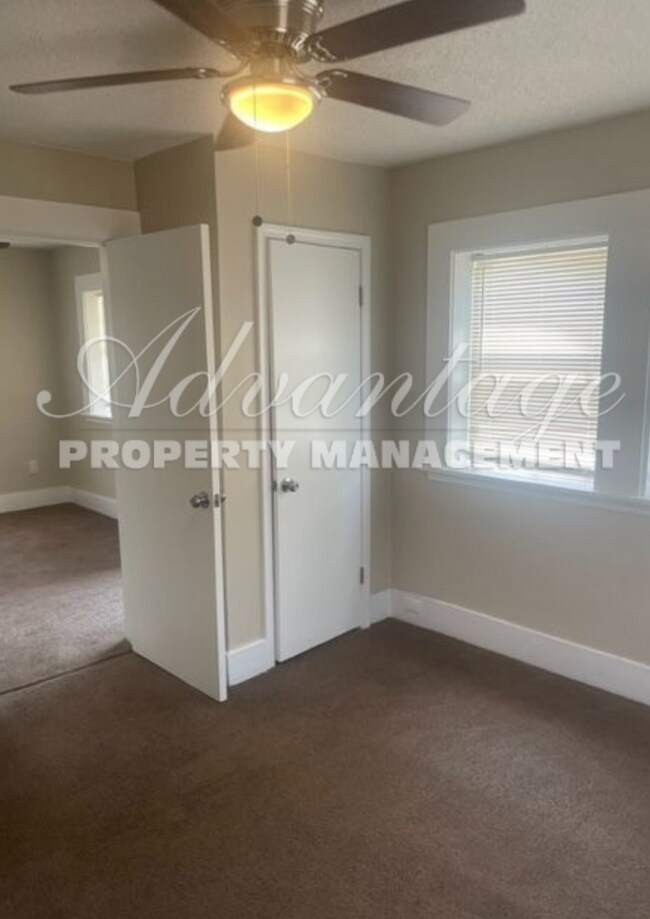 Building Photo - Very Nice Newly Rehabbed Home in North Mem...