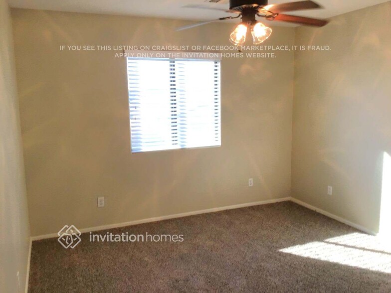 Building Photo - 2162 E Cochise Ave