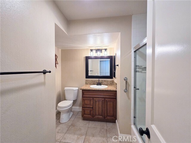 Building Photo - 10422 S Oakhaven Dr