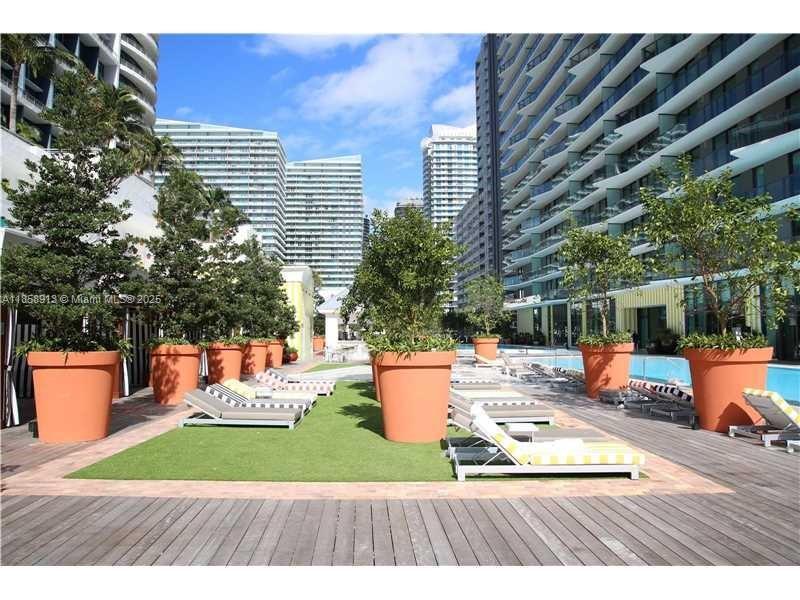 Building Photo - 1300 S Miami Ave