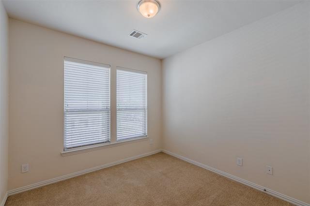 Building Photo - 2326 Stutz Dr