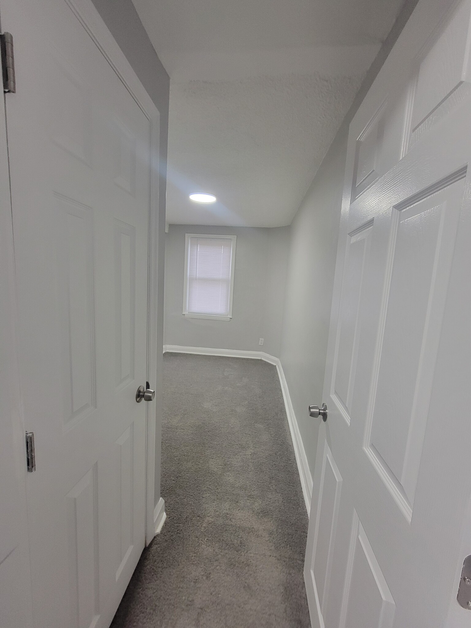 Building Photo - 3242 Westmont Ave