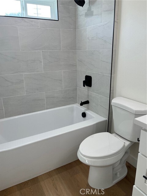 Building Photo - 504 E Stuart Ave